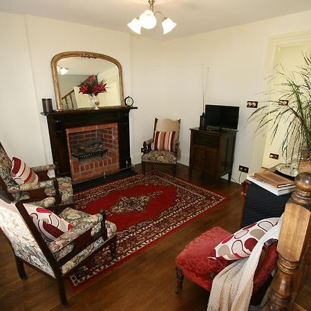 Annies Garden Cottage ホバート エクステリア 写真